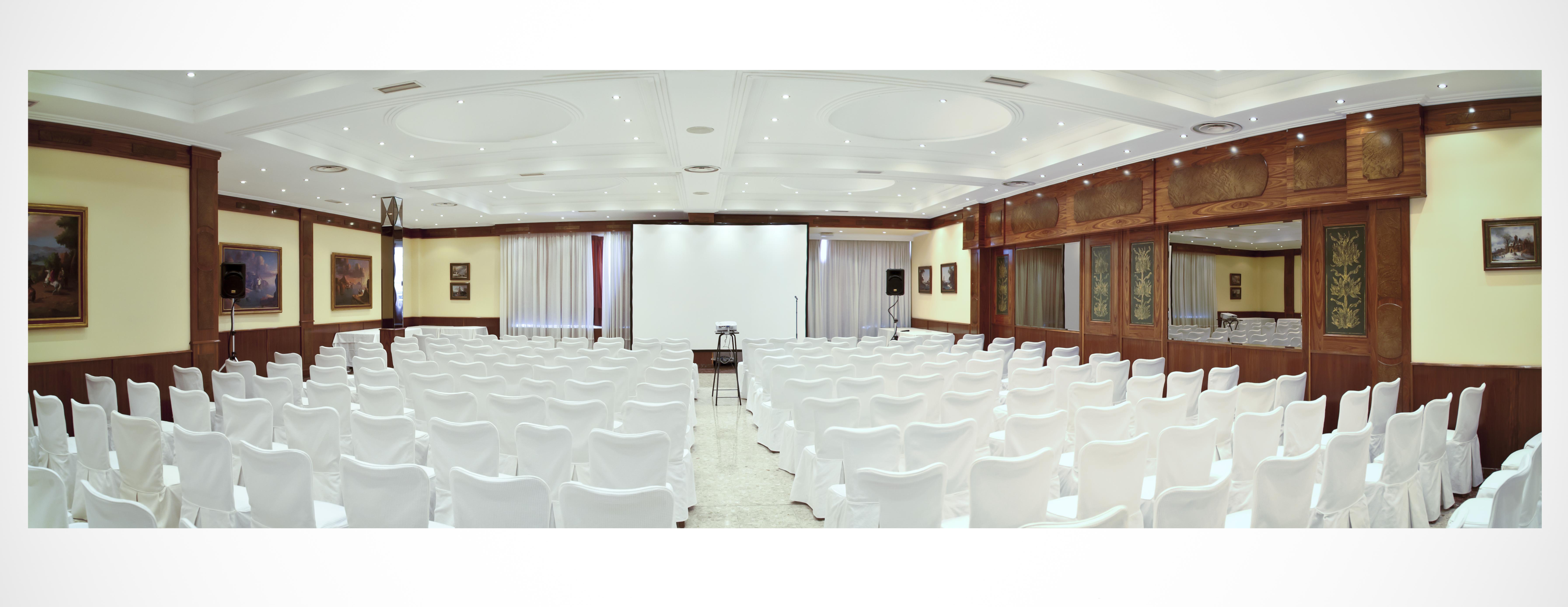Crisol Regio Hotel